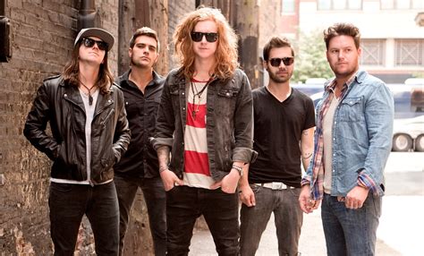 We the kings - We The Kings on Vevo - Official Music Videos, Live Performances, Interviews and more...